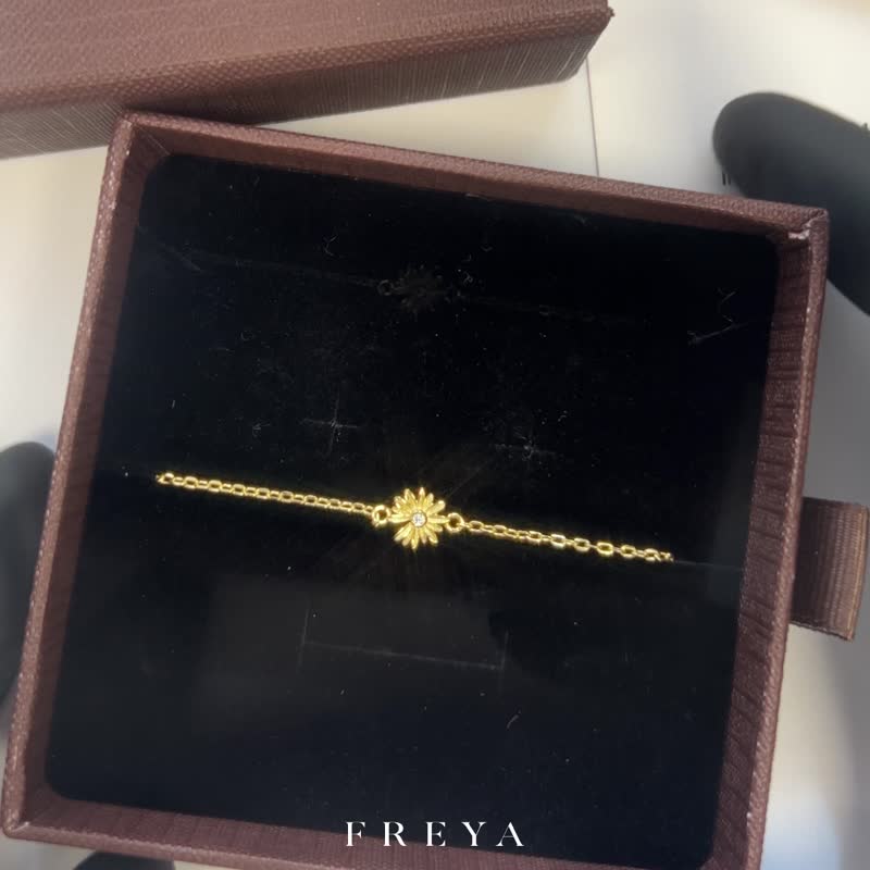 FREYA  单钻 雏菊手链 设计款-纯银14k金 - 手链/手环 - 贵金属 