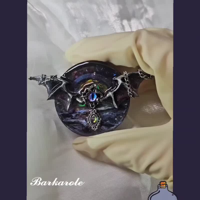 塗鴉怪物系列之狀態異常 手工滴膠流沙吊飾 - 吊饰 - 树脂 蓝色
