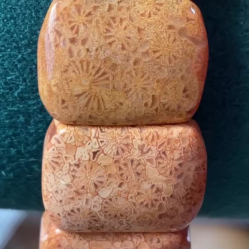 蕾丝花珊瑚玉手牌手链 - 手链/手环 - 贝壳 橘色