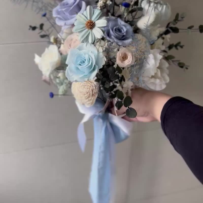 蓝色线条层次捧花 含同色胸花 低饱和蓝 永生花 不凋花 新娘捧花 - 干燥花/捧花 - 植物．花 蓝色