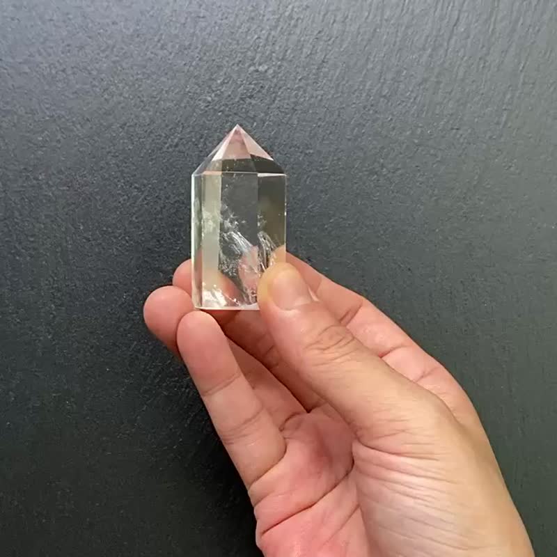 能量摆件-天使之翼 天然冰透彩红蓝针白水晶能量柱 冥想 疗愈 - 摆饰 - 水晶 白色