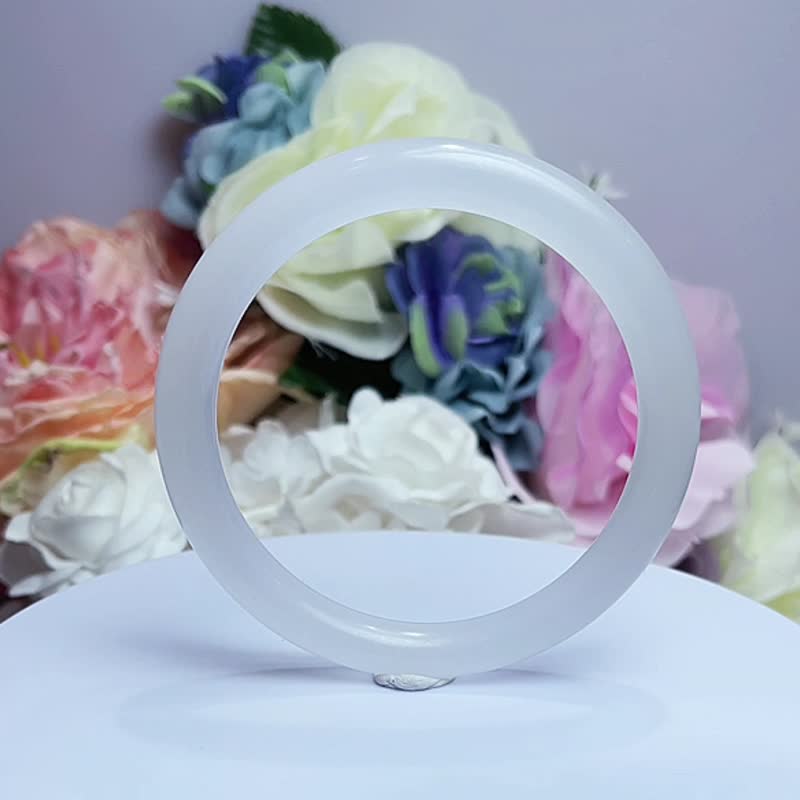 NO.200 超凡脱俗高冰白月光 星辉寻梦 内径 59 MM 圈口 佘太翠 - 手链/手环 - 玉石 多色