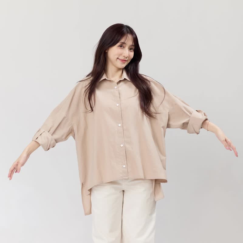 Manda寬版開襟純棉上衣長襯衫/奶茶 - 女装衬衫 - 棉 卡其色