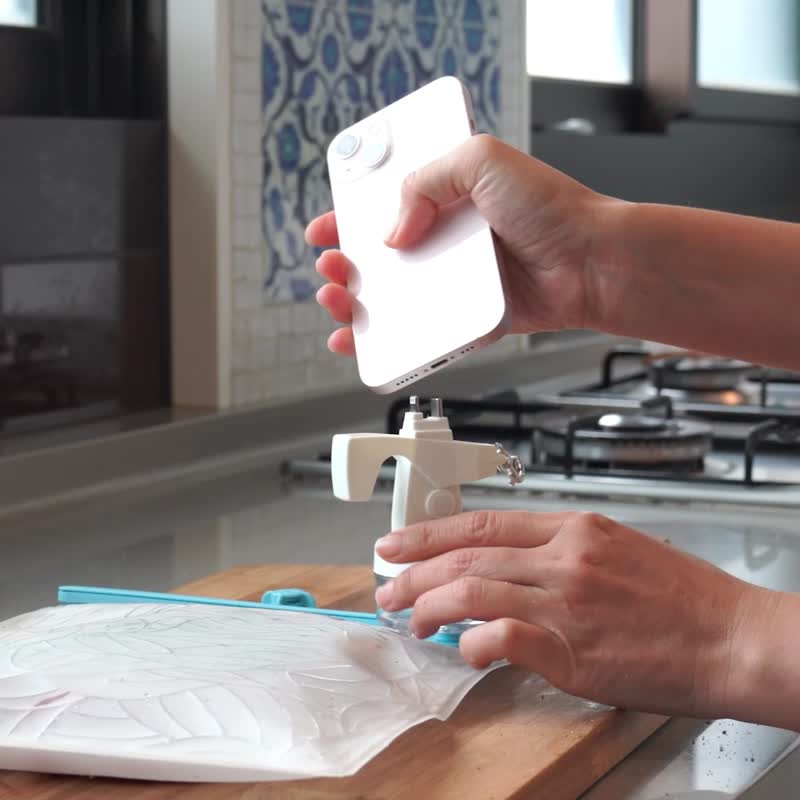 【SealVax】可重複使用真空袋 手持式真空機 - 厨房用具 - 其他材质 