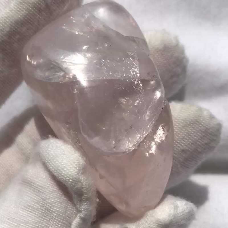 莫桑比克 彩虹 透亮 粉晶 粉水晶 手把玩 原石 水晶 rose quartz - 摆饰 - 水晶 粉红色