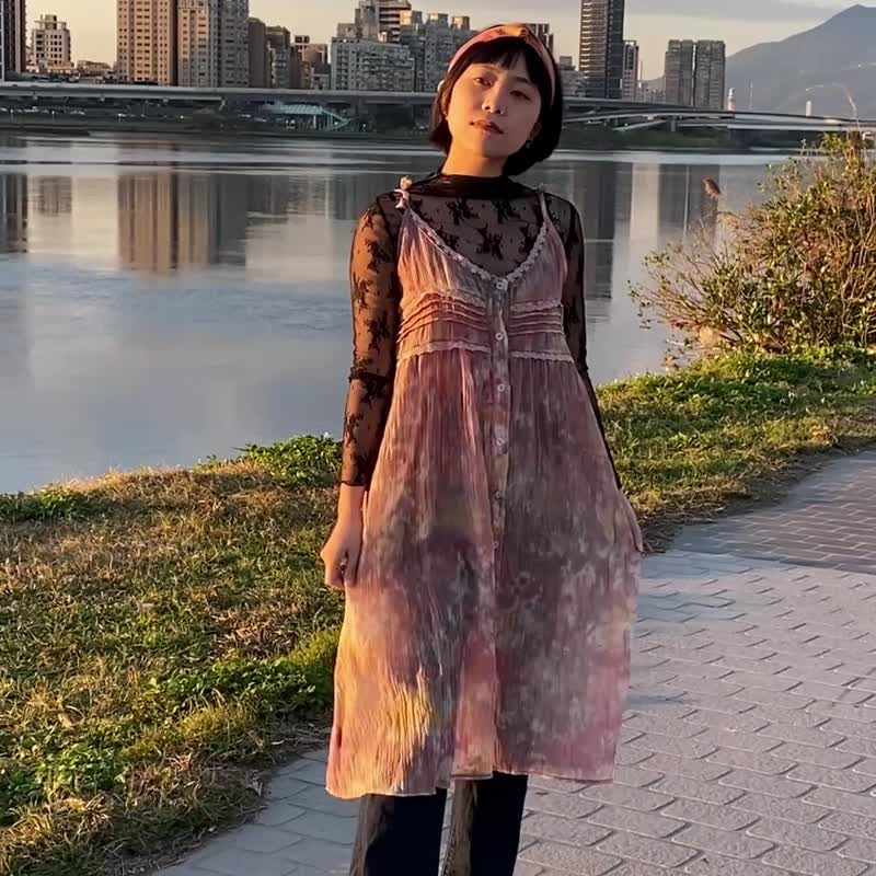 枫烬 手染细肩带罩衫 轻薄外搭洋装 职人手工染制 - 其他 - 棉．麻 红色