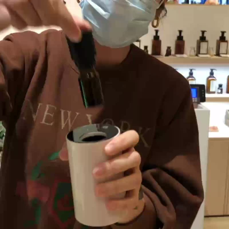 香港包邮 MINI扩香仪 赠茶树精油 纯精油 不加水 不潮湿 USB充电 - 香薰/精油/线香 - 塑料 粉红色