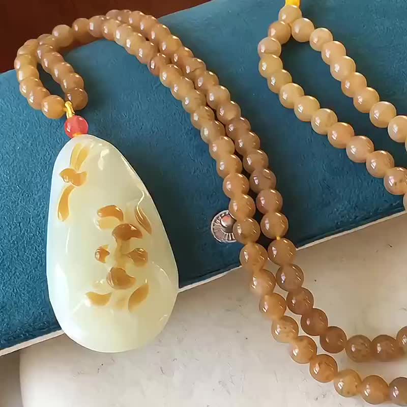 和田玉糖料 俏色 牡丹花 吊坠 搭配糖料6毫米珠链 料子细腻 - 吊饰 - 水晶 