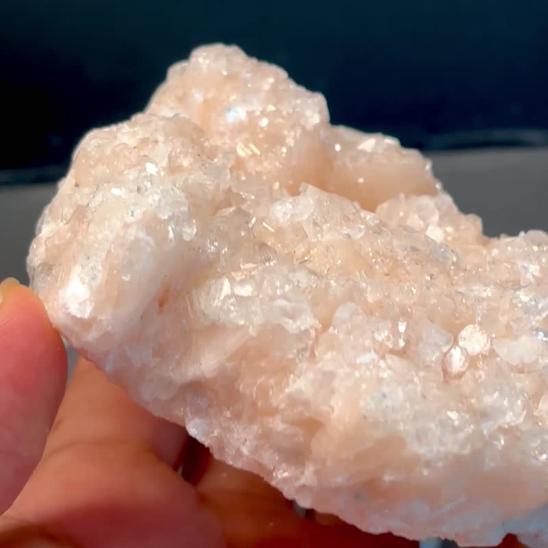 *闪烁系列* 独特的美 - 天然沸石鱼眼矿石 Natural crystal - 摆饰 - 水晶 透明