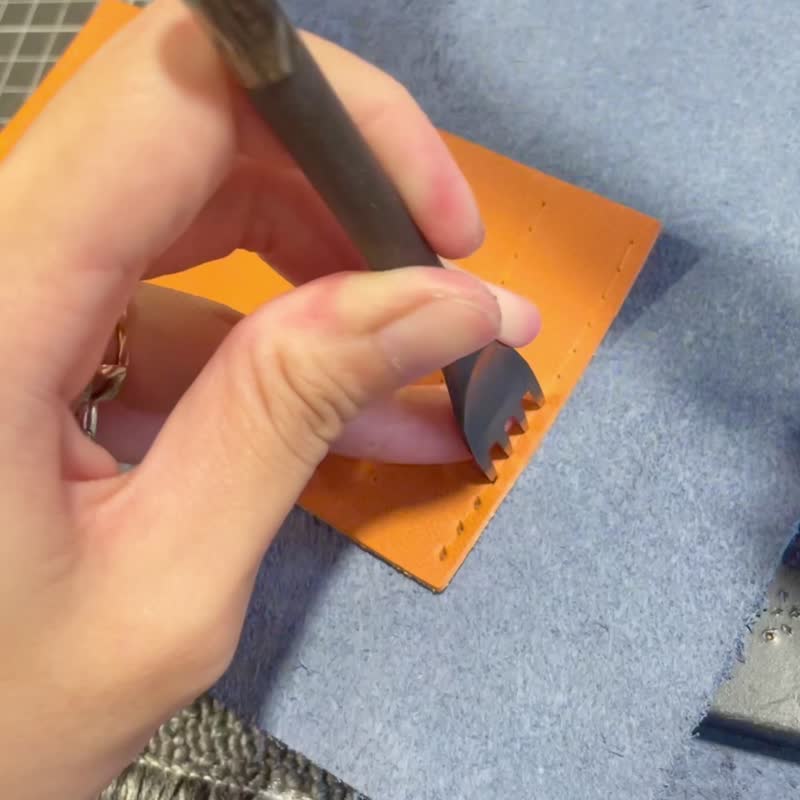 【真皮双层卡式零钱包/名片包】欧洲植鞣牛皮/定制化刻字/太妃糖 - 零钱包 - 真皮 橘色
