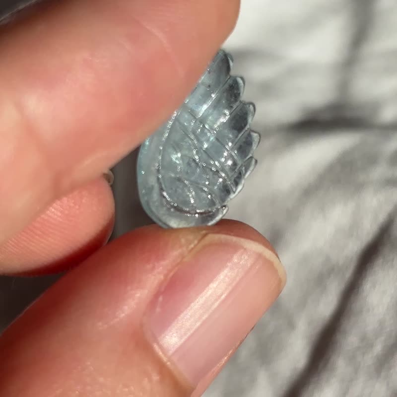 精品 海蓝宝水晶 雕件 羽毛雕刻 原石 水晶 crystal 摆设 摆件 - 摆饰 - 水晶 蓝色