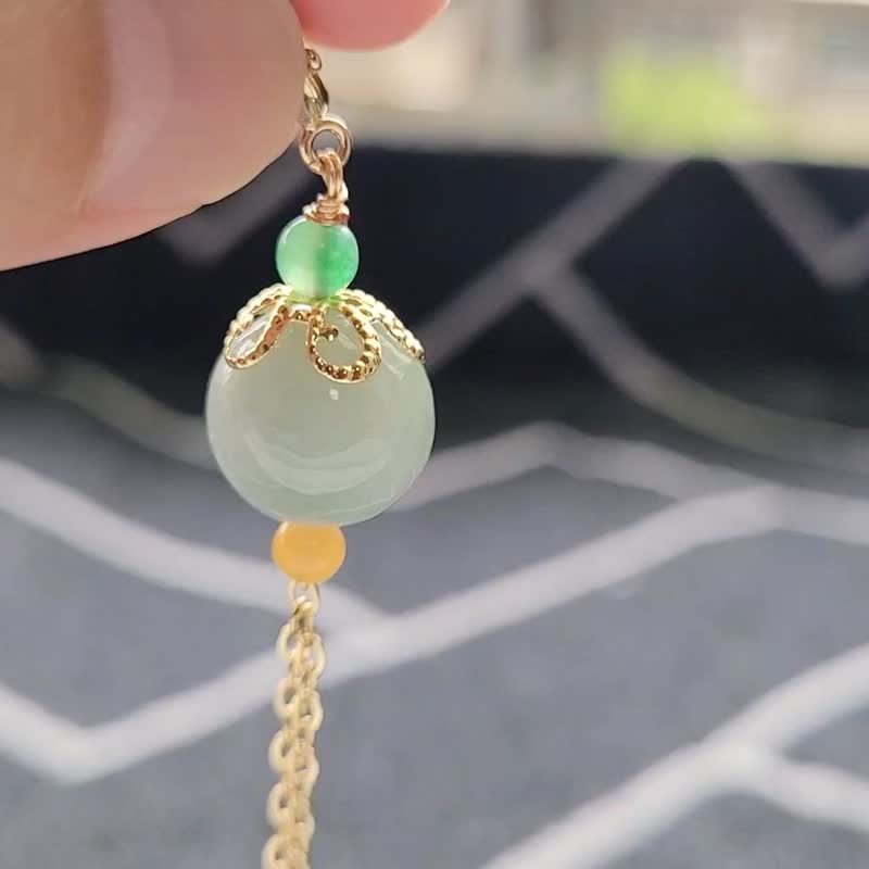 【亲翠】天然翡翠 冰绿飘抹辣绿色美12.8mm圆珠流苏锁骨链 - 项链 - 玉石 绿色