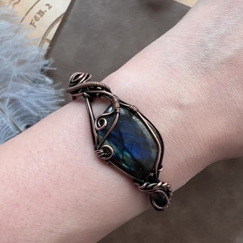 WW284 全手工编织 绕铜线 复古做旧 wire wrap 拉长石 手环 - 手链/手环 - 铜/黄铜 咖啡色