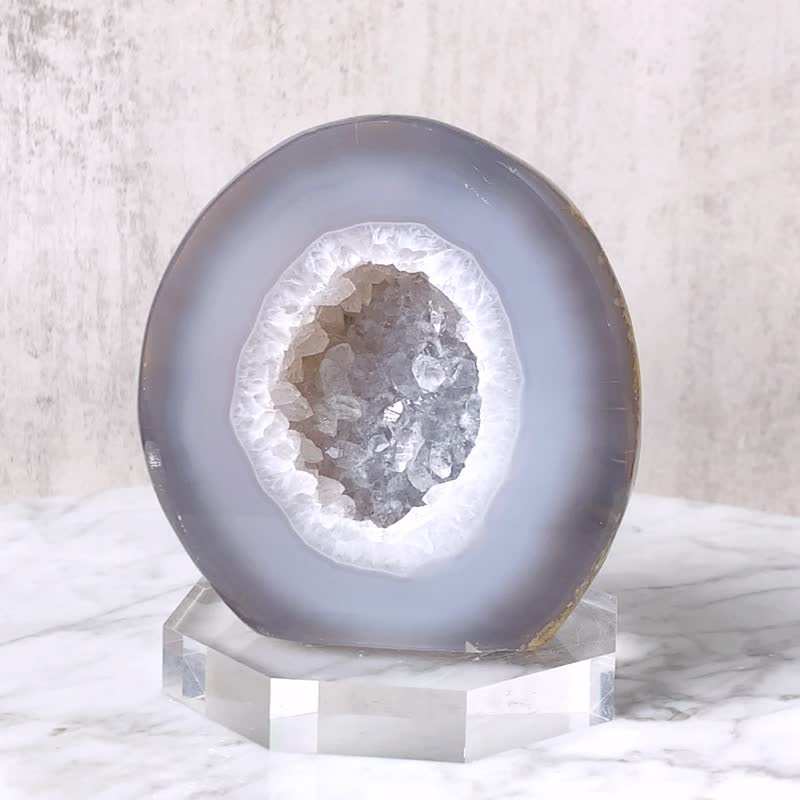 玛瑙水晶洞 // 招财 净化空间 带来平静 // 赠底座 - 摆饰 - 水晶 白色