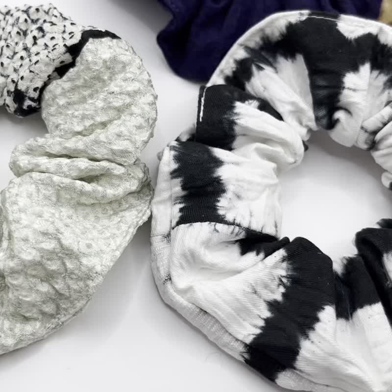 升级再造有松绞染发圈 日本手染布制作的独一无二发饰 - 发饰 - 棉．麻 多色