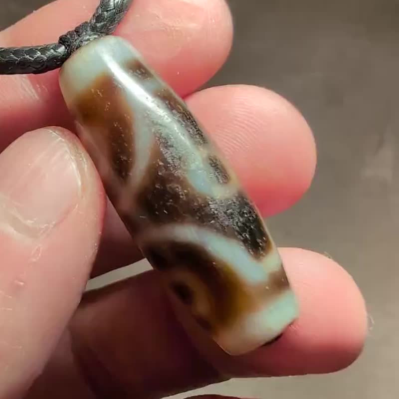 6 眼天珠吊坠项链天然正品复古玛瑙西藏护身符 - 项链 - 宝石 卡其色