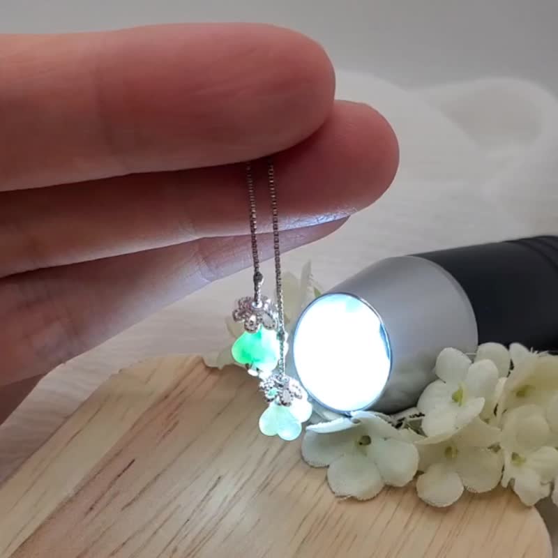 天然A货翡翠糯冰种花朵小清新仙气耳线耳环 - 耳环/耳夹 - 宝石 绿色