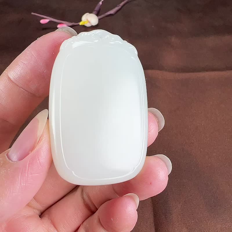 秒杀价 天然新疆和田玉羊脂玉无事牌平安牌面包牌吊坠 - 吊饰 - 玉石 