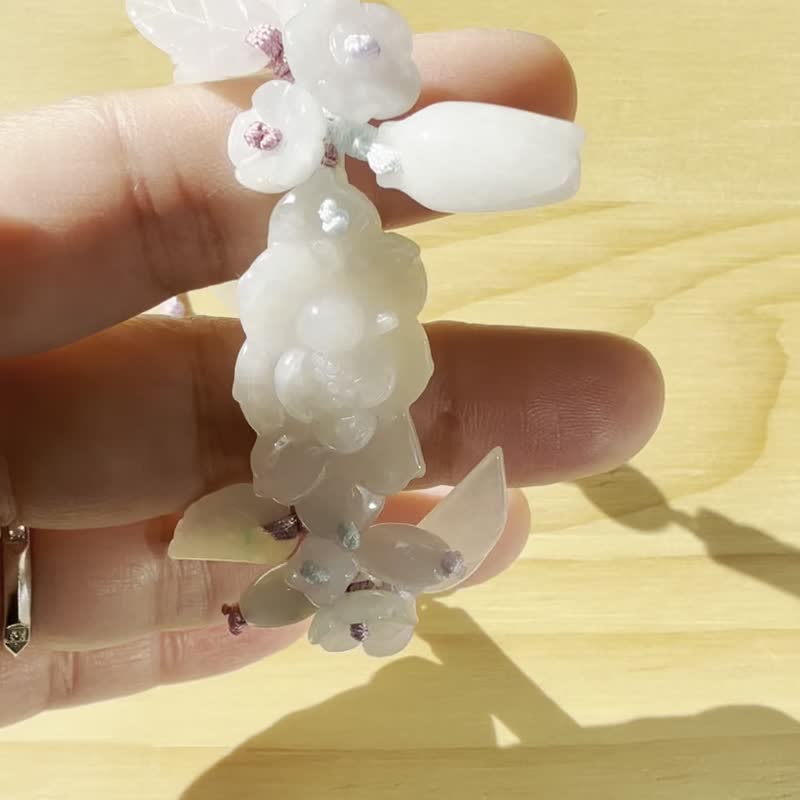 手工編織翡翠手链 — 莲花、蝴蝶与飘落的叶子 - 手链/手环 - 玉石 黄色