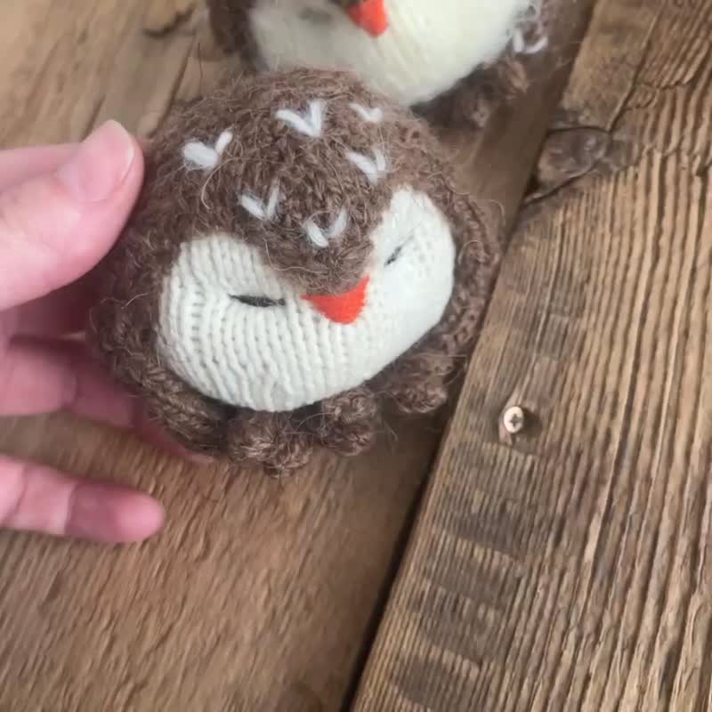 睡觉的猫头鹰玩具婴儿送礼会礼物、新生儿照片道具套装、毛绒动物 - 玩具/玩偶 - 羊毛 卡其色