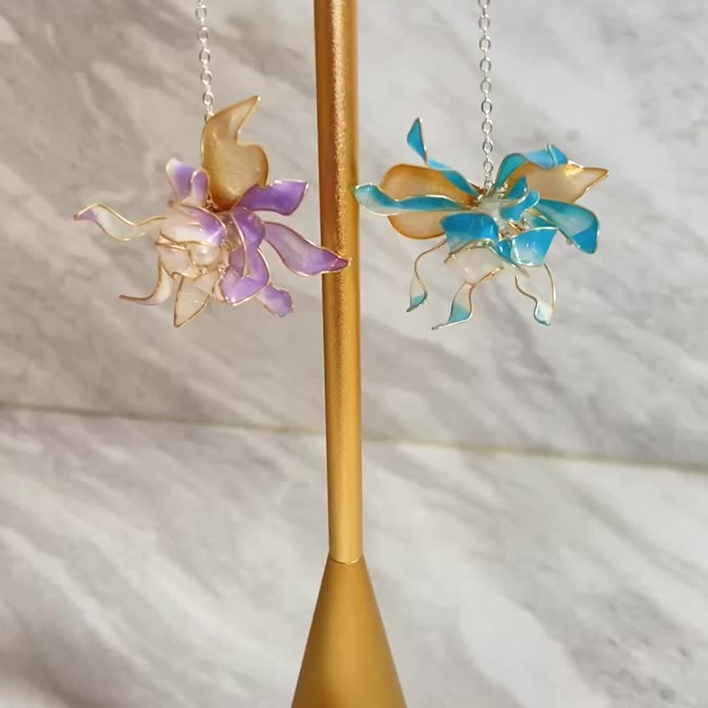 Jocelyn 水晶花饰品-球花耳环-紫/造花液/树脂花/滴胶/耳饰/花束/ - 金工/饰品 - 树脂 紫色