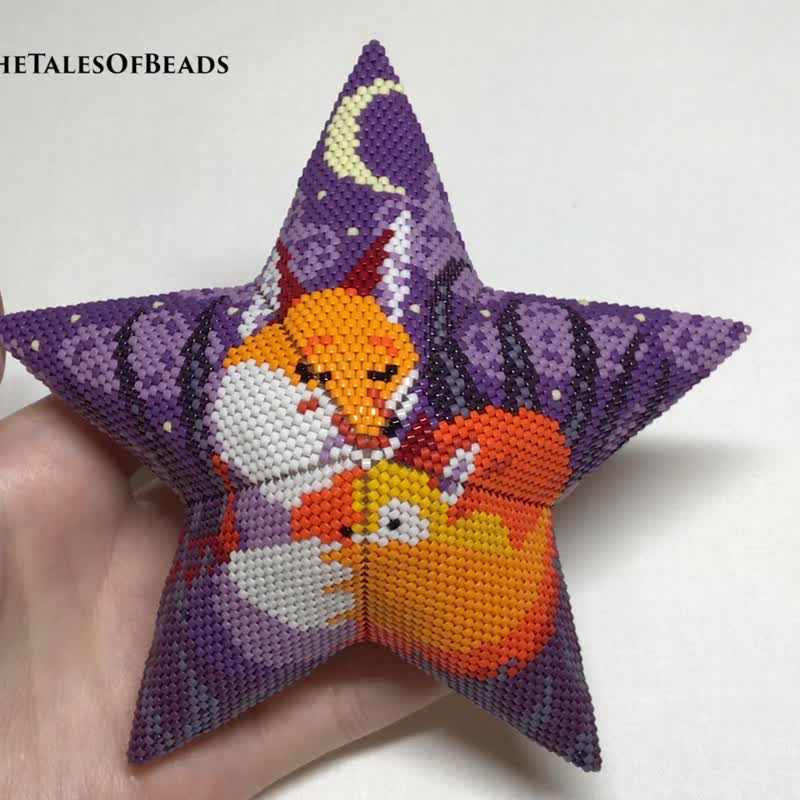 PDF Foxes Peyote Star Beading Pattern Mother's Day Beaded Star Pattern Ornament - 手工艺教程/工具书 - 其他材质 