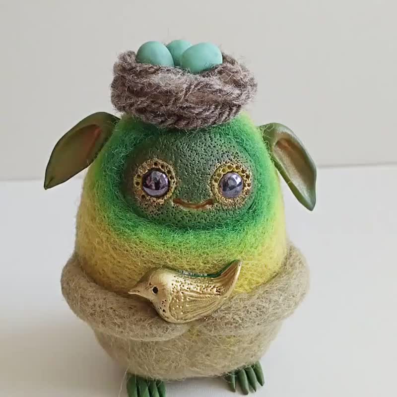 Miniature magical felted creature/Totem plush animal/Forest Spirit - 玩偶/公仔 - 羊毛 绿色