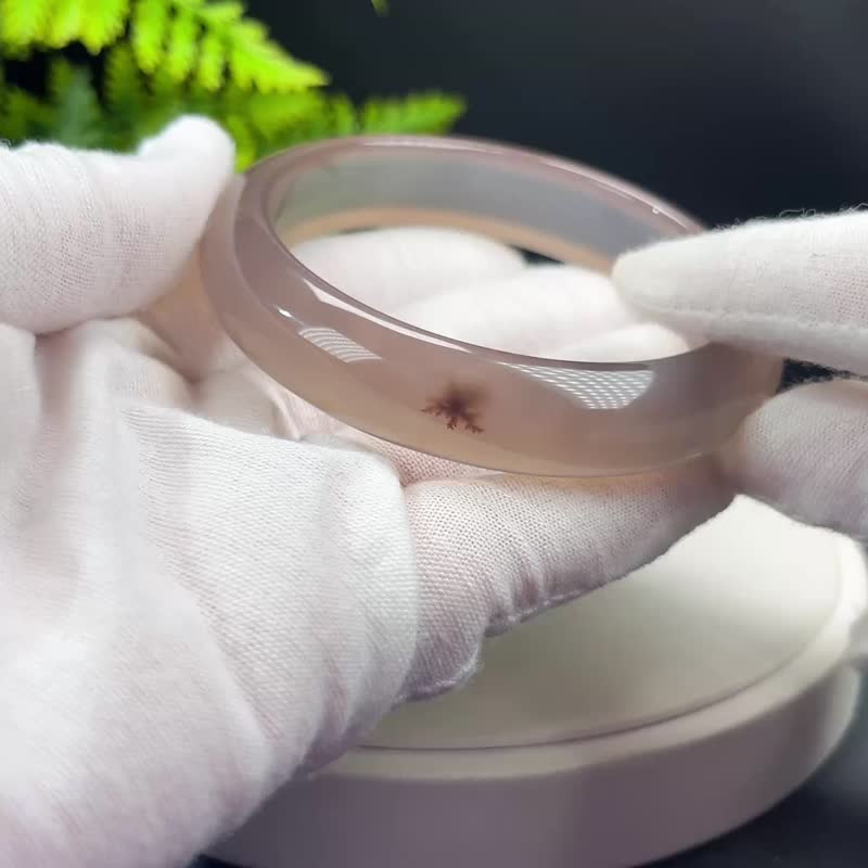 高品质 烟灰玛瑙手镯 62MM 冰透起刚飘成型花 护身平安平衡能量 - 手链/手环 - 半宝石 灰色