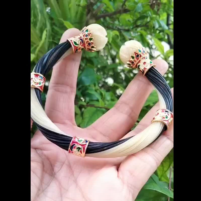 正品象毛手链，白，黑色，莲花头，银镶嵌，金镶嵌，素可泰珐琅，均码 - 手链/手环 - 纯银 多色