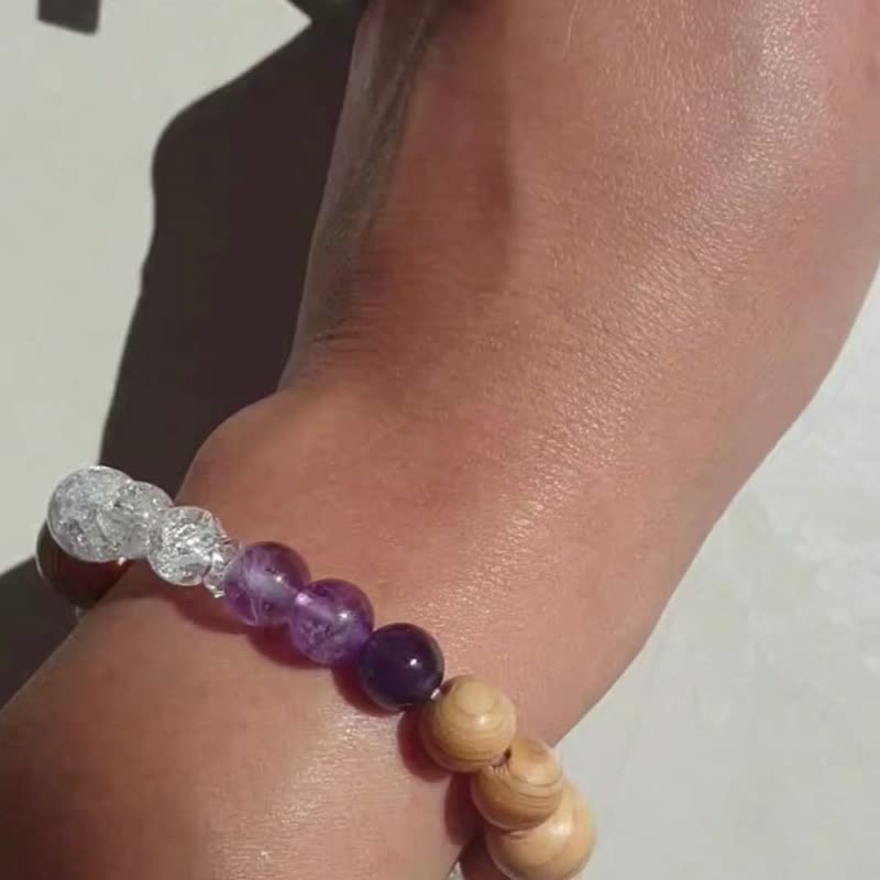 藤| 薰衣草紫水晶 白水晶 原生桧木天然矿石手珠手链日本手作芳香 - 手链/手环 - 宝石 紫色