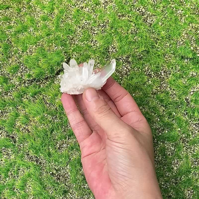 天然冰透体小白水晶簇 白水晶 家居 办公室 疗愈 消磁 能量 摆件 - 摆饰 - 水晶 白色