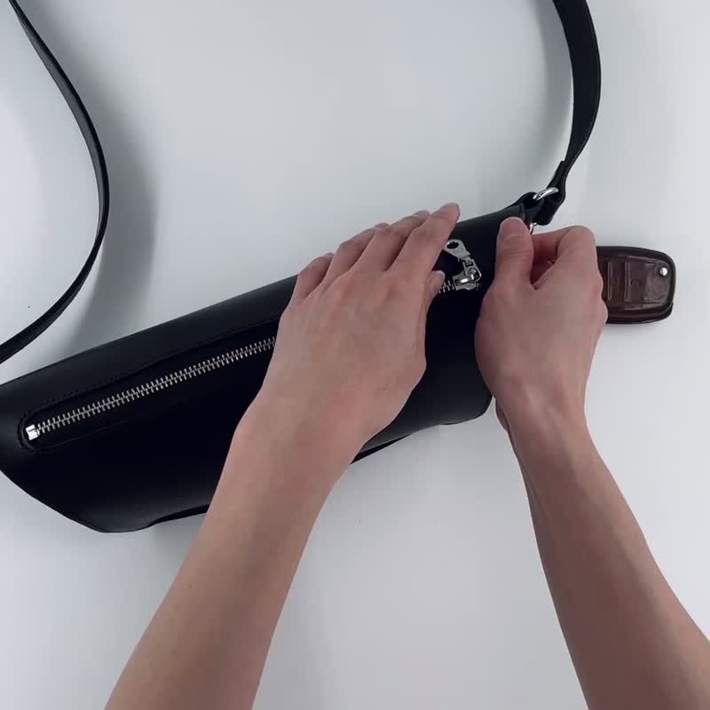 真皮腰包丨胸包丨霹雳包丨定制姓名丨手工丨大容量丨圣诞礼盒 - 侧背包/斜挎包 - 真皮 