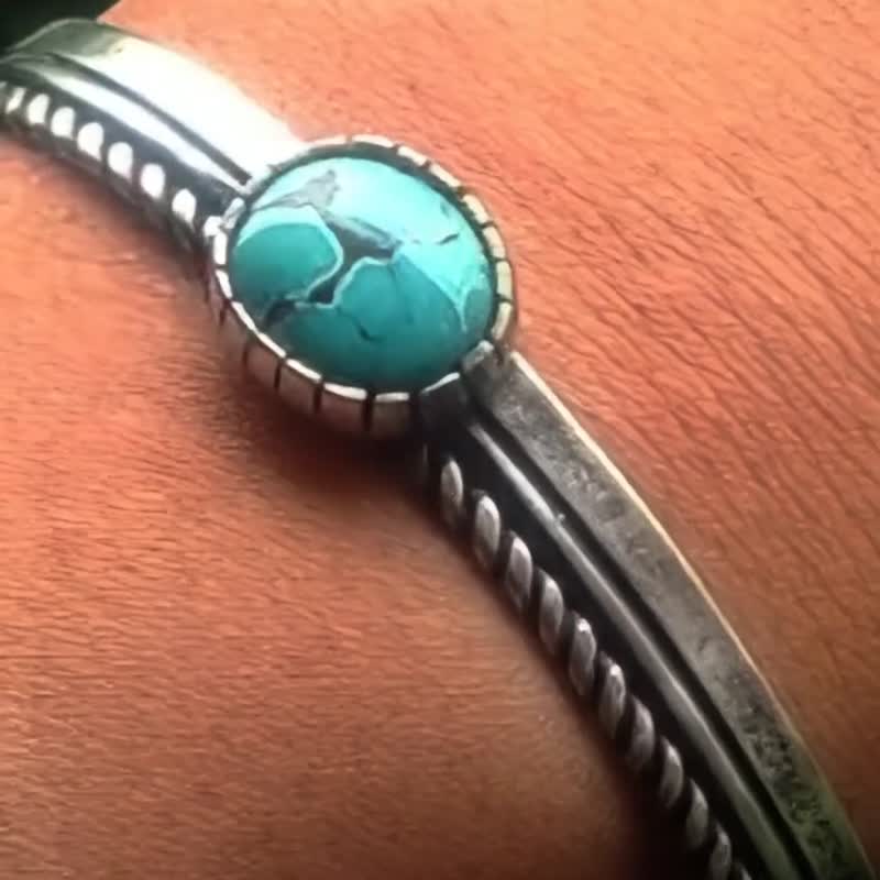 【Captain Flint银饰】绿松石纯银手环 手镯 手工定制 翠岚静树 - 手链/手环 - 宝石 绿色