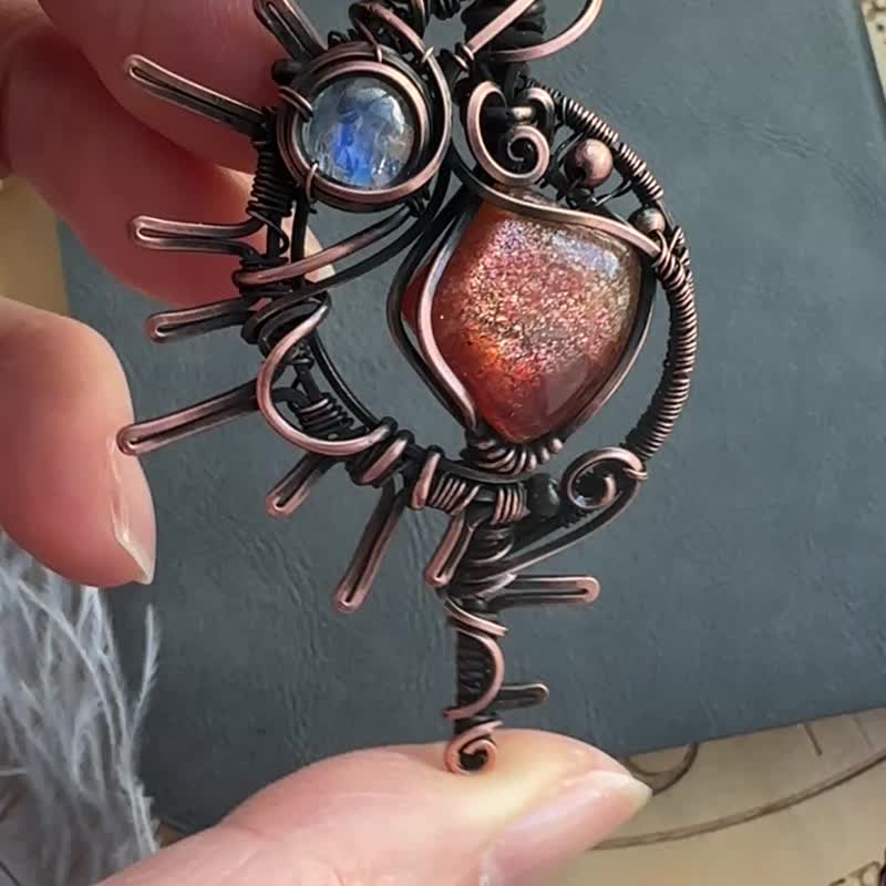 WW431 全手工编织 绕铜线复古做旧 wire wrap 月亮石 太阳石 吊咀 - 项链 - 铜/黄铜 咖啡色