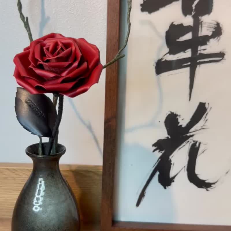 【定制化礼物】红色皮革蔷薇玫瑰【花】 - 摆饰 - 真皮 红色