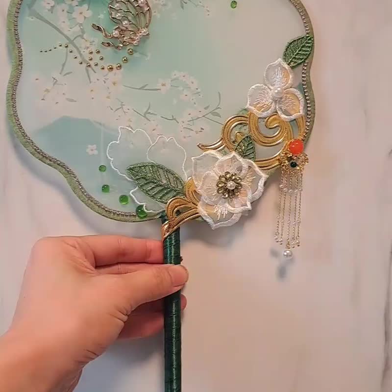 新中式仿刺绣宫扇/团扇【梨花白】~双面立体款 - 扇子 - 其他材质 绿色