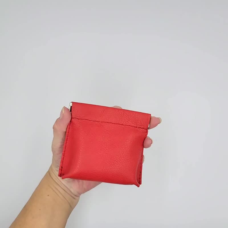 真皮弹片口金收纳袋 有隔间的迷你包 交换礼物首选 零钱不跳格 - 零钱包 - 真皮 多色