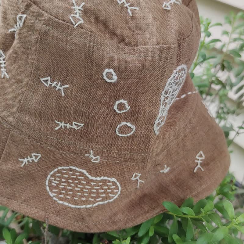 Bucket Hat Brown -  刺绣鱼骨渔夫帽 - 帽子 - 棉．麻 咖啡色