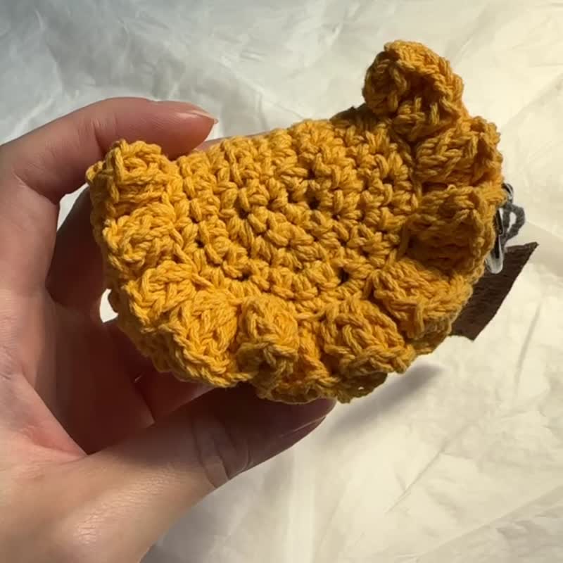 水饺耳机包 可爱包包挂件 手工编织 - 耳机收纳 - 棉．麻 卡其色