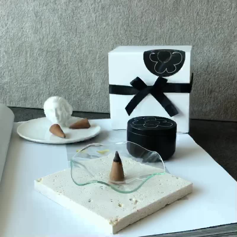 618 治愈心情水逆 天然小塔香香座组 - 香薰/精油/线香 - 植物．花 咖啡色