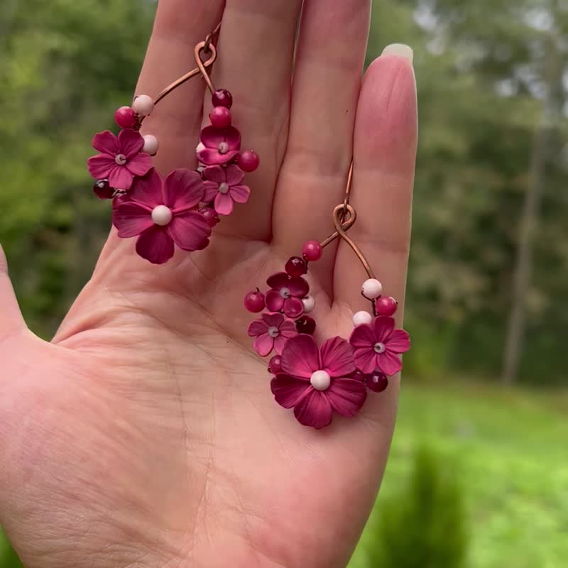 Handmade Flowers Earrings Dangle Earrings Floral Jewelry Copper Hoop Earrings - 耳环/耳夹 - 粘土 红色