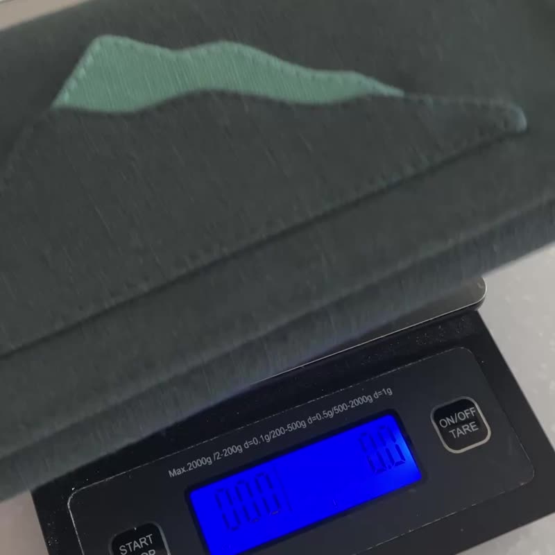 苍绿山 帆布纸长夹 -80g 超轻量/钱包/无动物成分 手工制作银包 - 皮夹/钱包 - 纸 绿色
