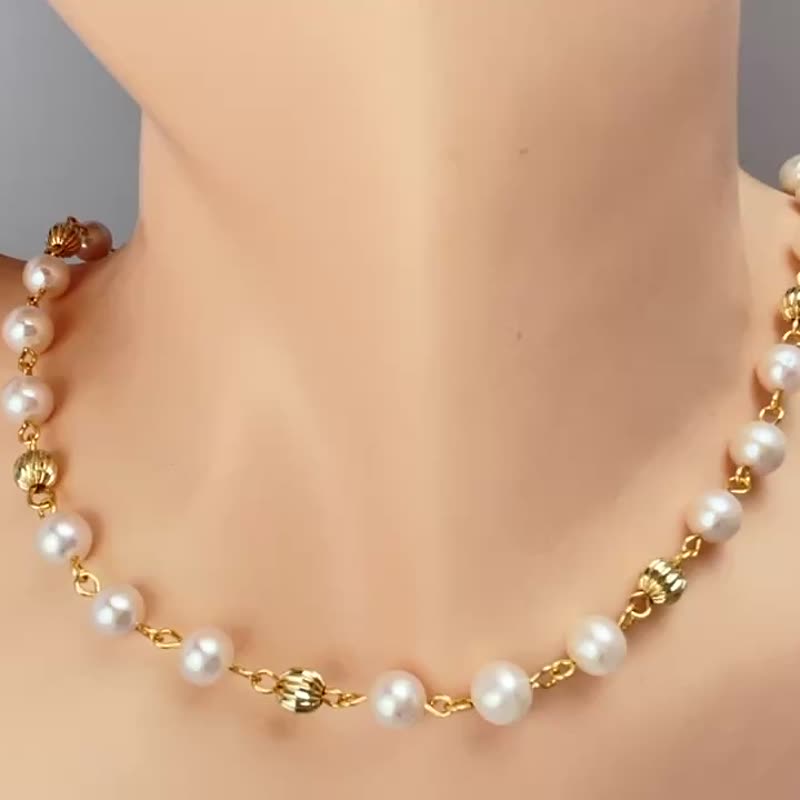 金色波澜 天然淡水珍珠 华丽 磁吸扣 扭扭链 项链 毛衣链 - 项链 - 珍珠 白色