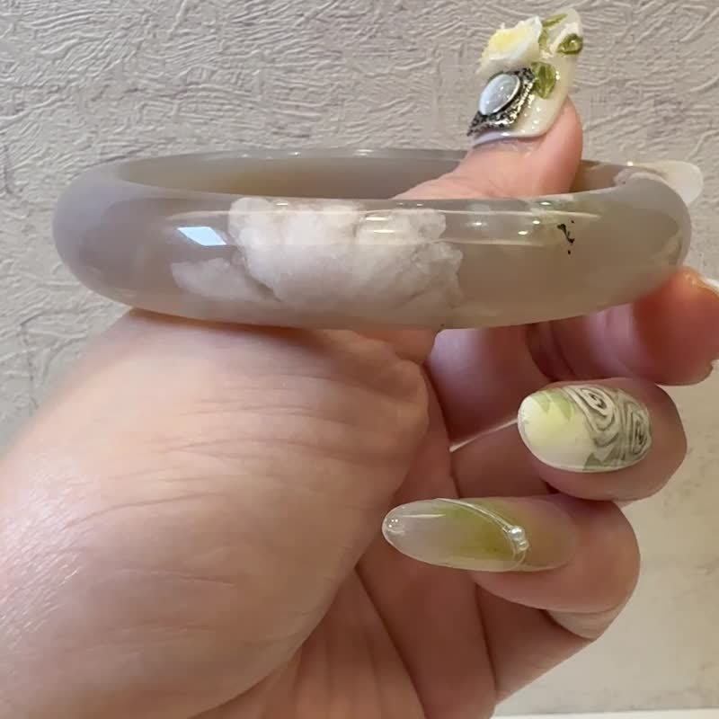 樱花玛瑙手镯 玛瑙手镯高级烟灰成形粉花单花独秀正镯套镯59-60可 - 手链/手环 - 玉石 