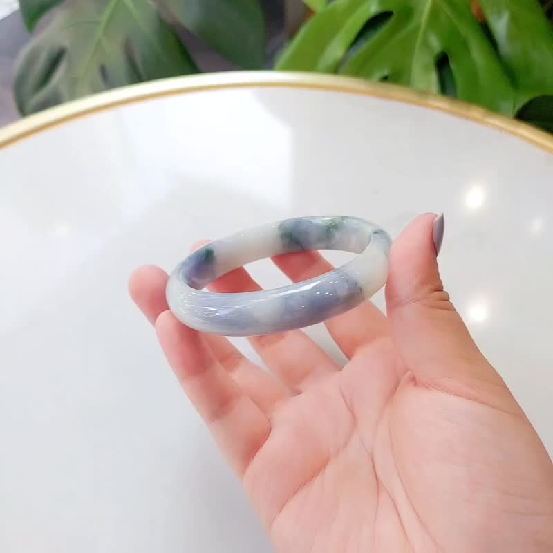 紫萝 | 冰糯种/白底紫绿飘花/平安镯/手围18 | 天然A货翡翠玉镯 - 手链/手环 - 玉石 紫色