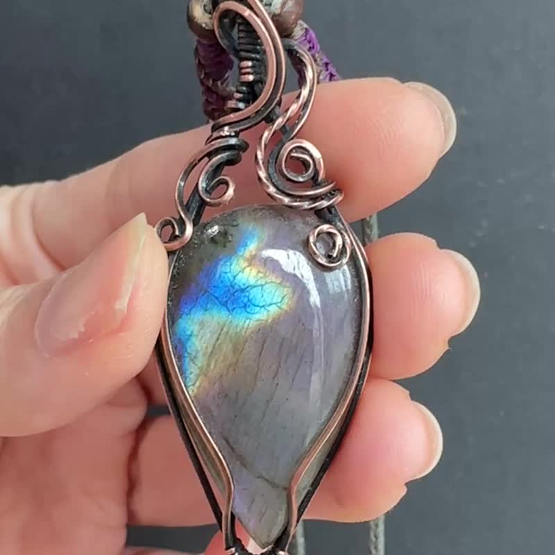 WW19 全手工编织 绕铜线 复古做旧 wire wrap 拉长石吊咀 项链 - 项链 - 铜/黄铜 咖啡色