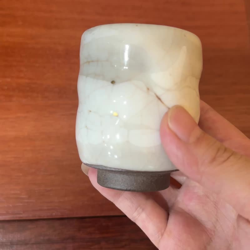 白志野闻香杯-余华宇老师手作-容量约80cc - 茶具/茶杯 - 陶 