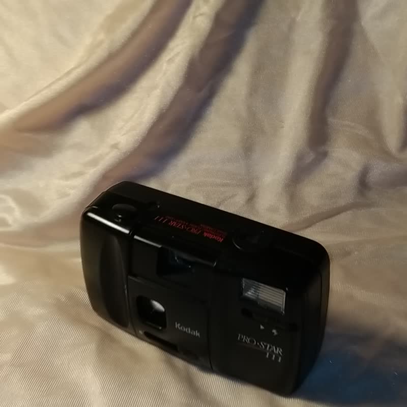 柯达 PRO-STAR 111 35 毫米胶片紧凑型相机 20 世纪 90 年代测试 - 相机 - 其他材质 黑色