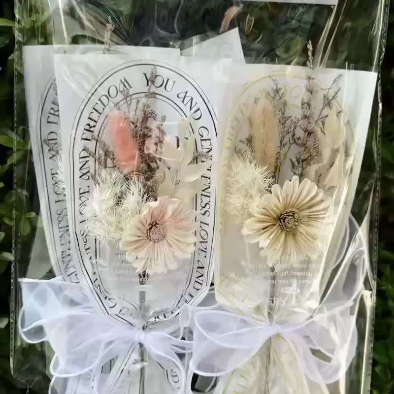 干燥花 毕业花束 毕业送礼 圣诞花束 母亲节 礼物 小花束 熊熊花 - 干燥花/捧花 - 植物．花 多色