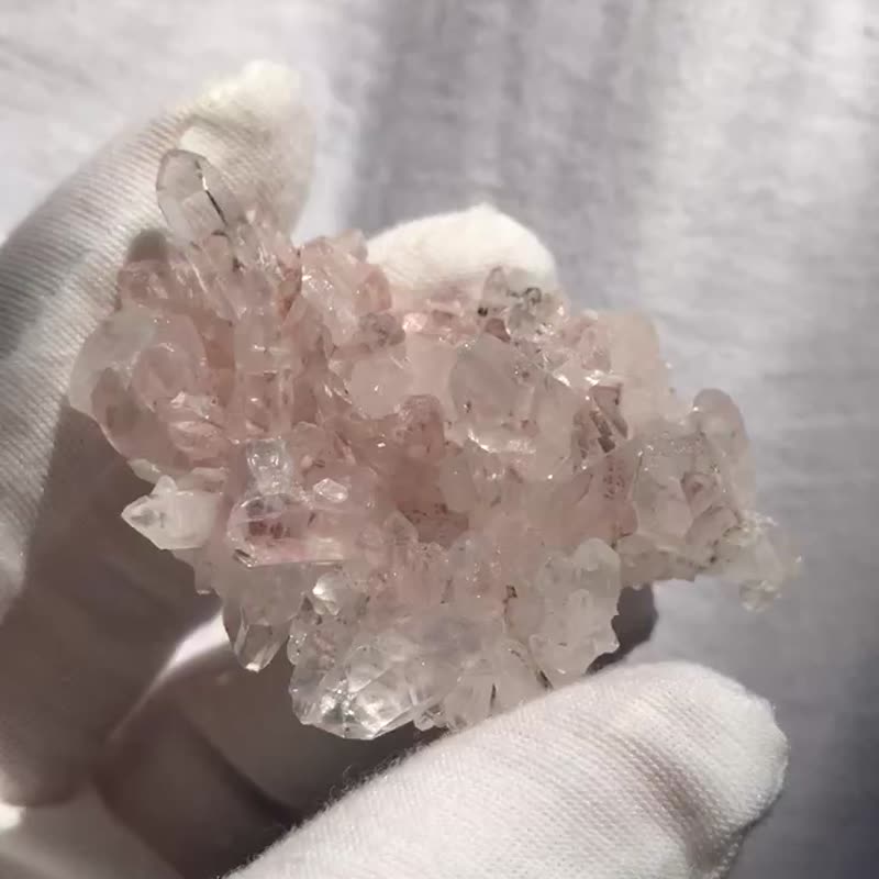 粉利姆利亚 雷姆利亚白水晶簇 手握 手把玩 带彩 水晶原矿 - 摆饰 - 水晶 粉红色